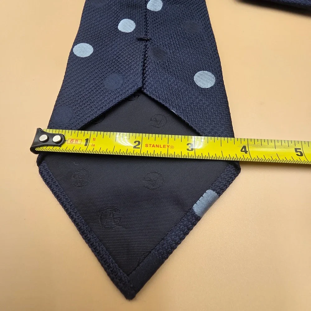 Giorgio Armani Mens Navy Blue Polka Dot Silk Necktie Made in Italy RN103723